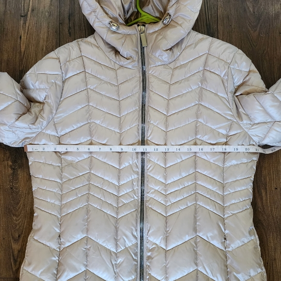 Kenneth Cole New York Hooded Chevron Quilted Puffer Coat Sz L - Picture 14 of 16
